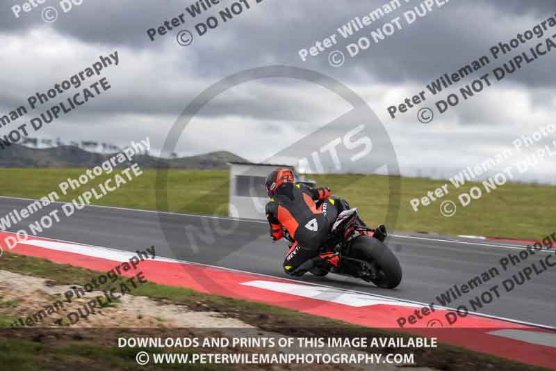 cadwell no limits trackday;cadwell park;cadwell park photographs;cadwell trackday photographs;enduro digital images;event digital images;eventdigitalimages;navarra;no limits trackdays;peter wileman photography;racing digital images;trackday digital images;trackday photos